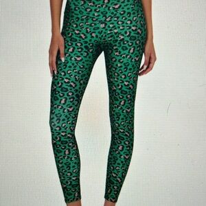 Onzie leopard print high waist leggings small/Medium